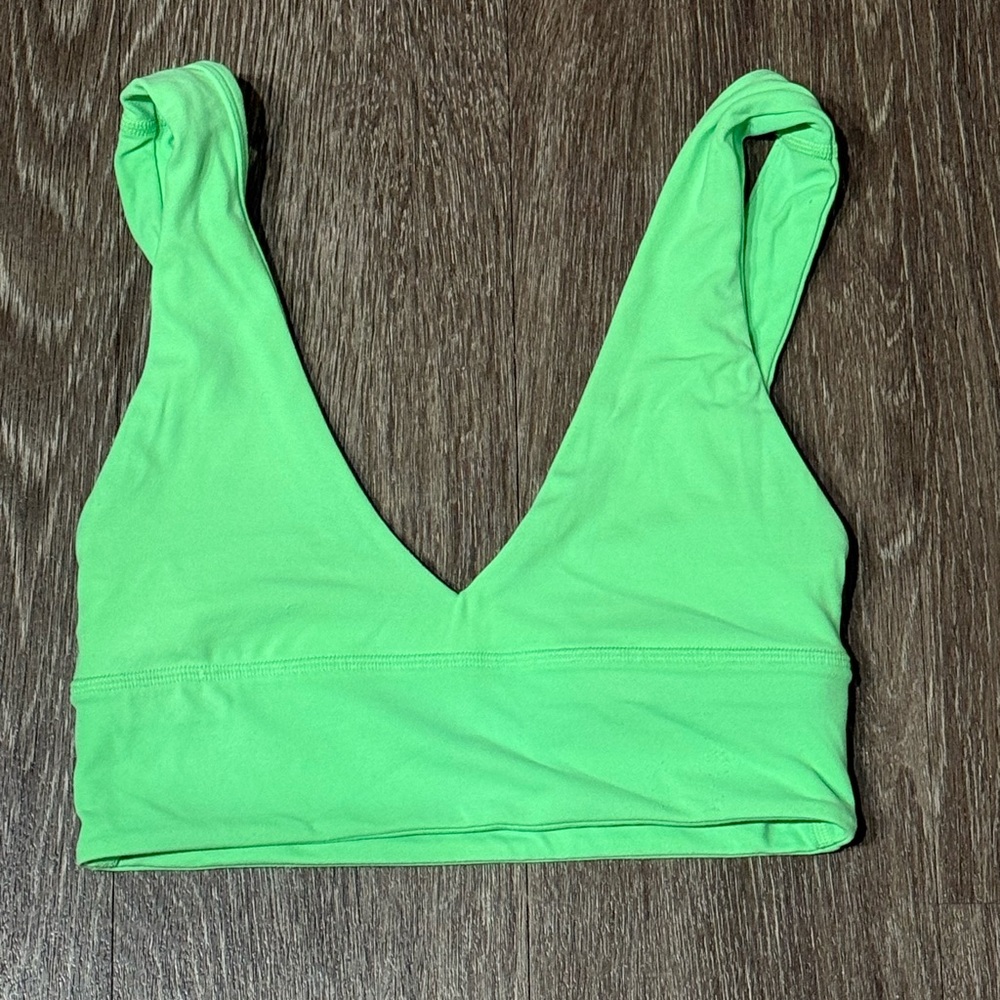 FREE SHIPPING! Lululemon - Vibrant Green V-Neck Sports Bra - Sz 2